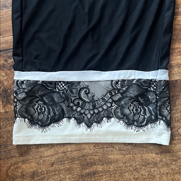 Soma Black and White w Lace and Jewel Detail Pajama Set Sz M - Picture 8 of 14